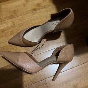 Aldo Brown Textured Heels